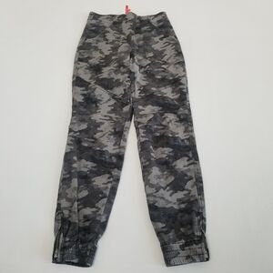 Spanx Camouflage Twill Jogger Pants Medium